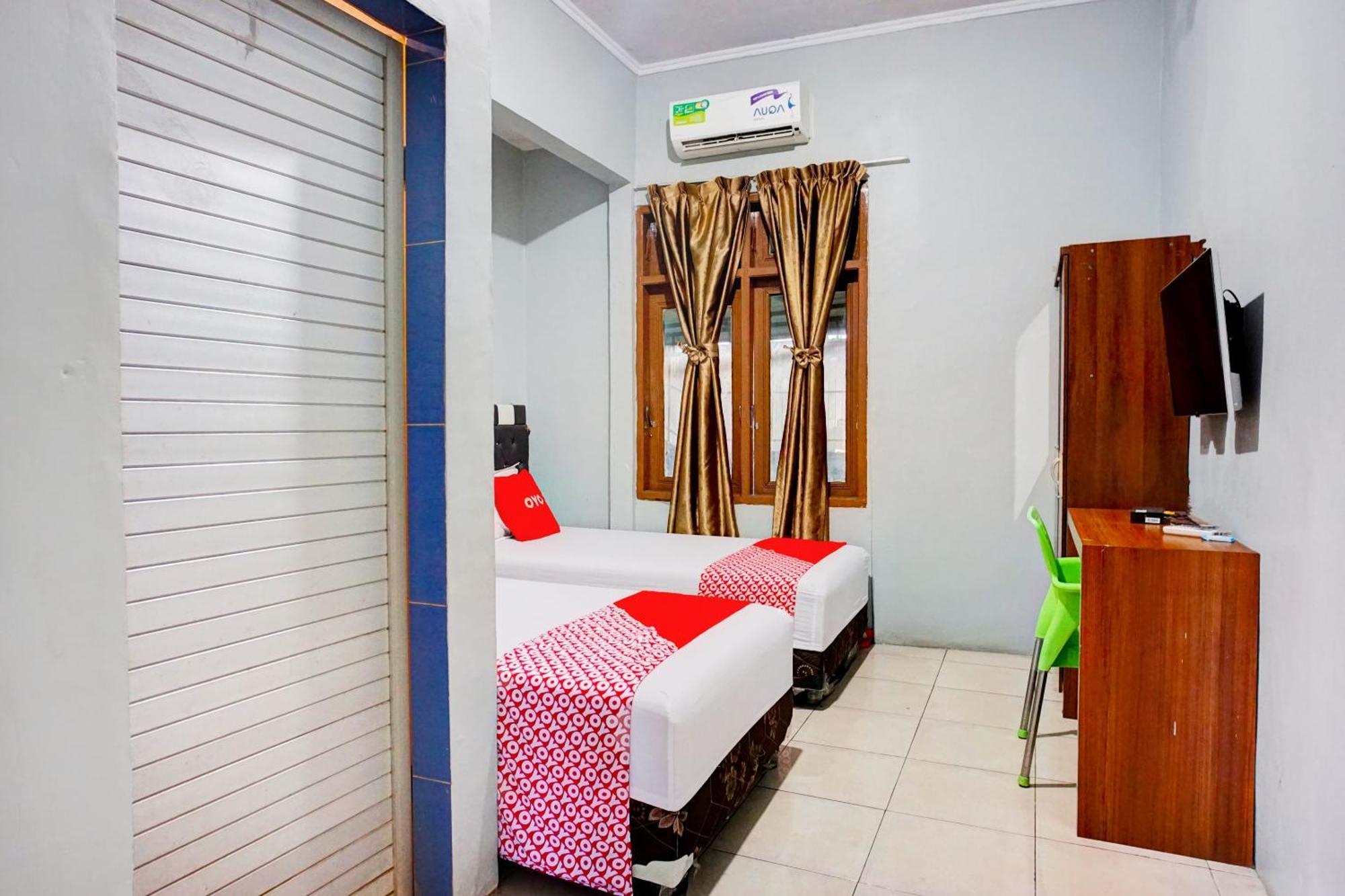 Oyo 93071 Home Stay Kembar Syariah Binjai Dış mekan fotoğraf