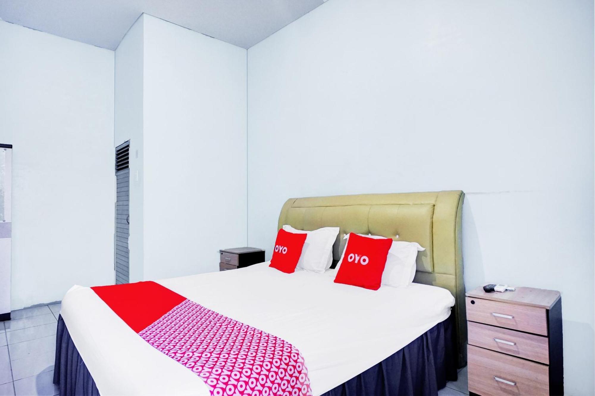Oyo 93071 Home Stay Kembar Syariah Binjai Dış mekan fotoğraf