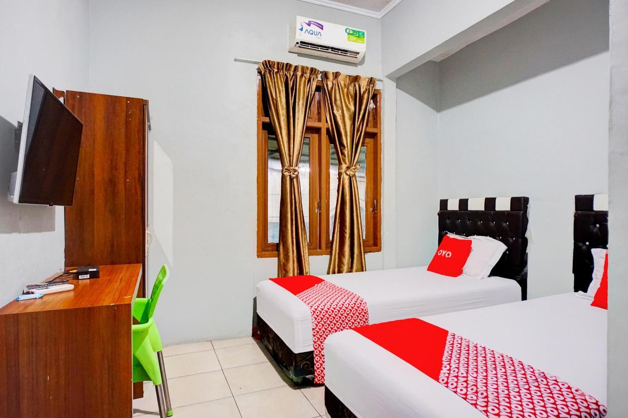 Oyo 93071 Home Stay Kembar Syariah Binjai Dış mekan fotoğraf